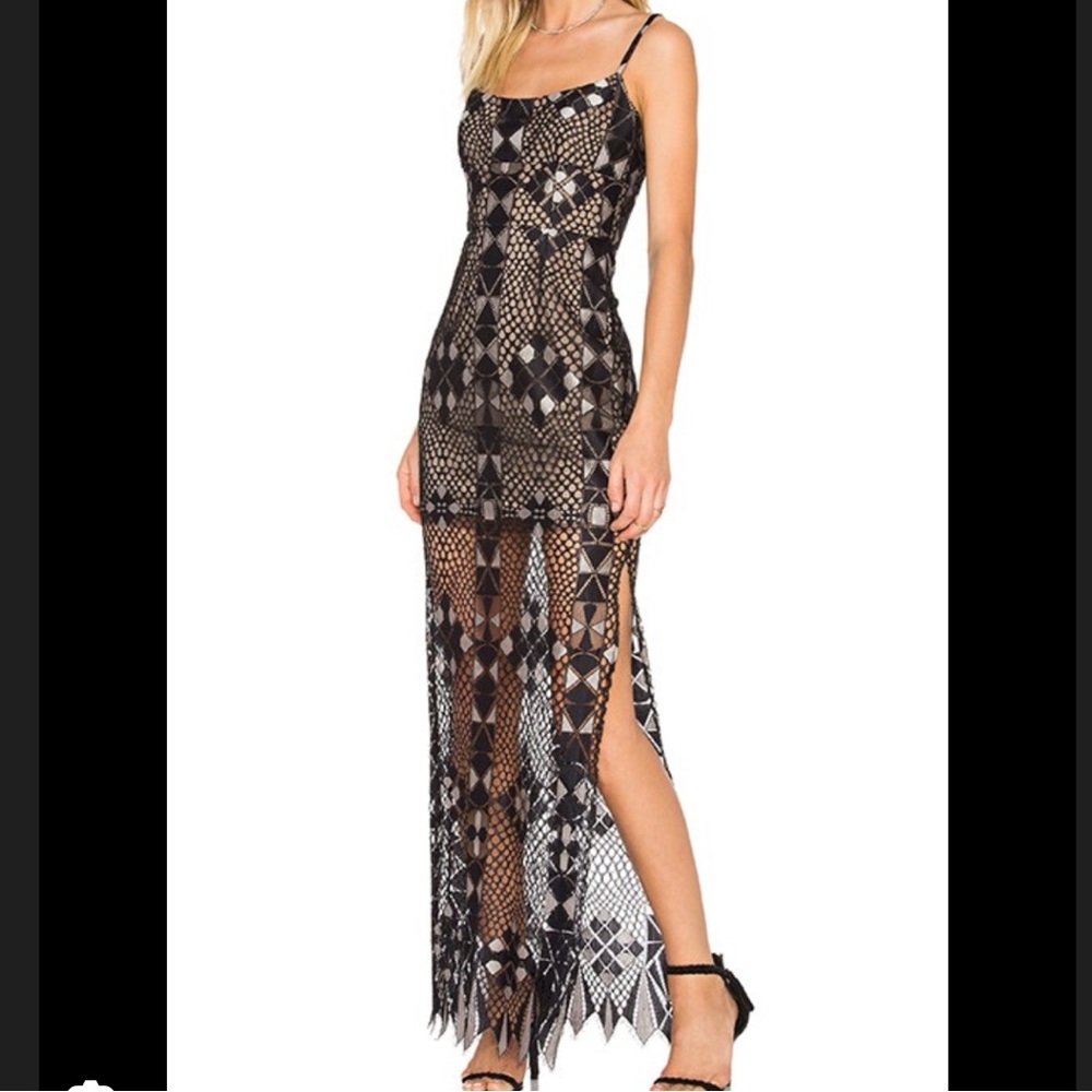 BCBGMaxazria Evelina Geometric Lace Maxi Dress Size 2